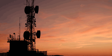 財政緩和で最先端産業と防衛分野を拡大